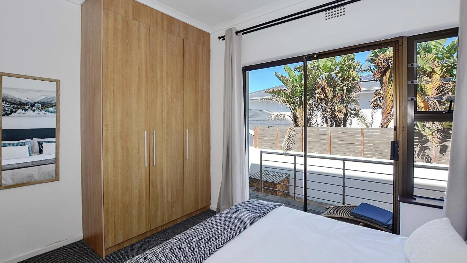 別荘 Blouberg Beach House ブロウベルフストランド